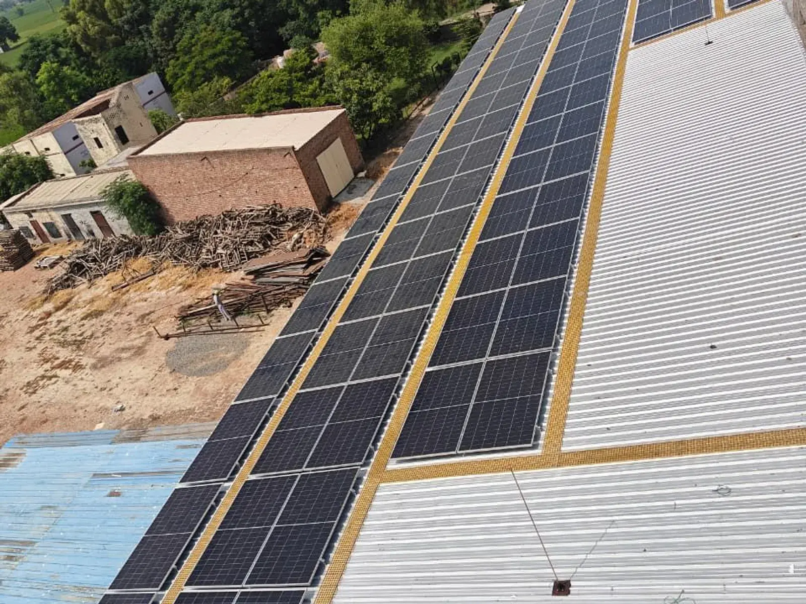 Aerial view of the solar array along the BGM Enterprise tin-shed roof